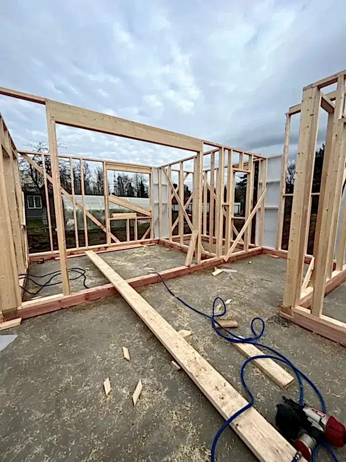 Каркасный дом 8х9 в Лаврики