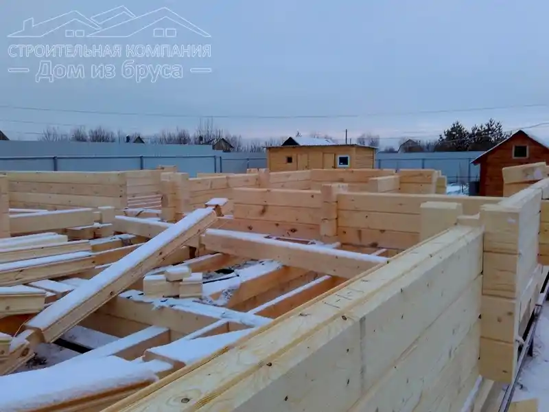 Дом из бруса 9х9,5 в снт Самсоновка