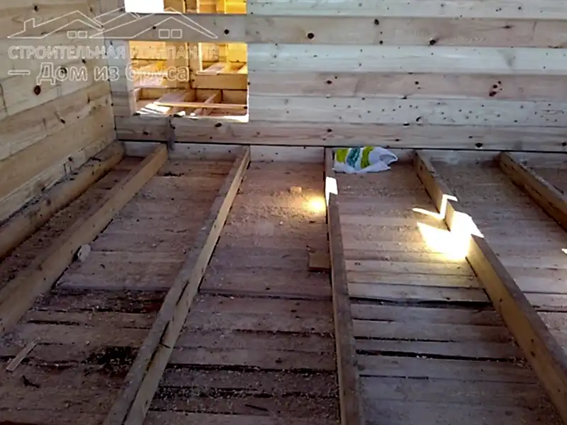 Дом из бруса 9х9,5 в снт Самсоновка