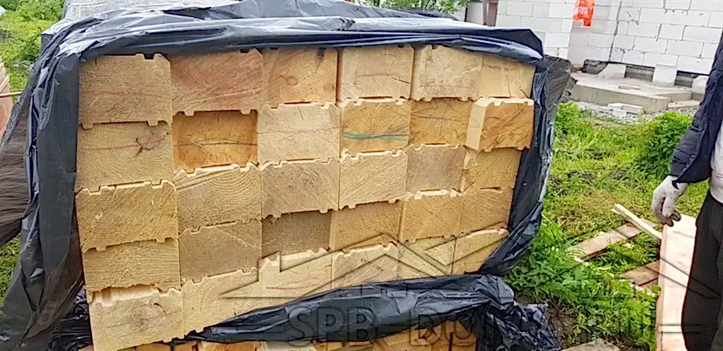 Дом из бруса в п. Отрадное