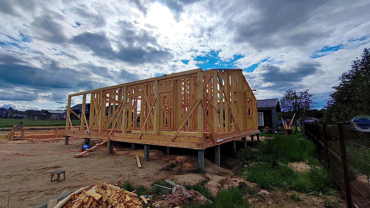 Каркасный дом 10х11 в Ларионово